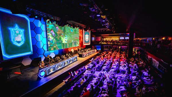 亚足联,重罚山东泰山，背后的风波与警示