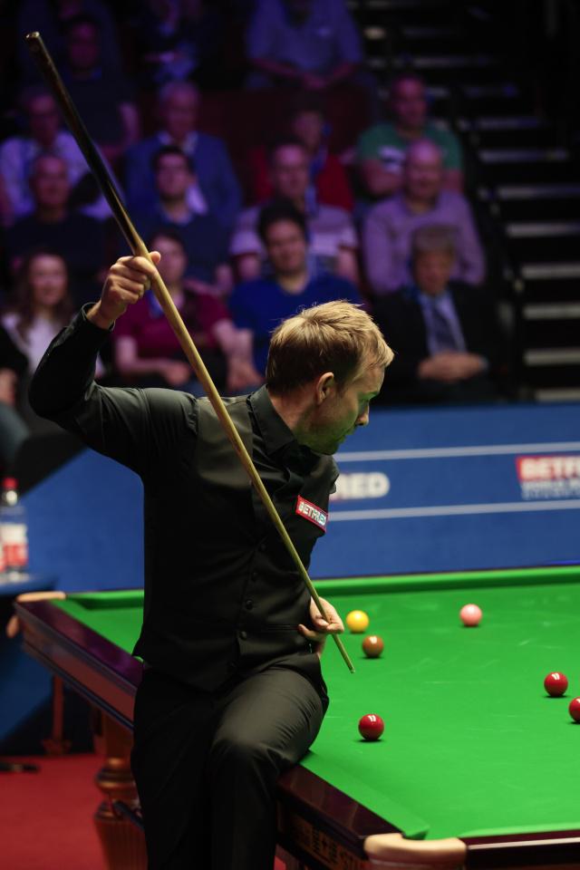 NBA杯比賽字母哥表現出色砍下32分14籃板9助攻4蓋帽 吹楊得到35分7籃板10助攻 雄鹿戰勝老鷹晉級決賽.