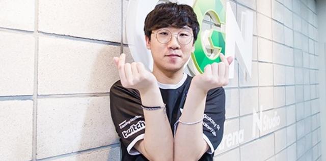 体育青岛黄海：面对强敌 全力以赴